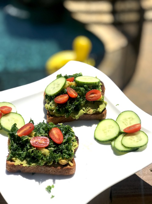 Gluten Free Toast With Garbanzo Beans Paste and Kale With Oranges